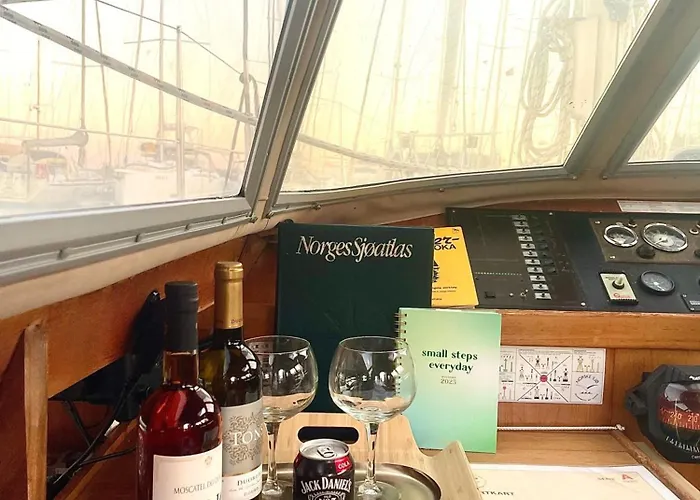 On - Sailboat Lisboa