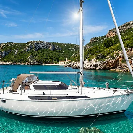Ботель On - Sailboat Лиссабон